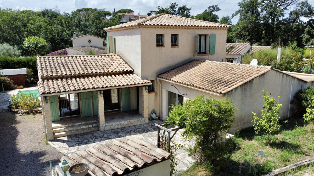 Maison à FREJUS