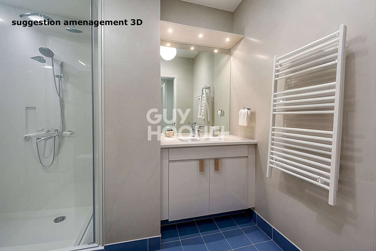 Appartement à COURBEVOIE