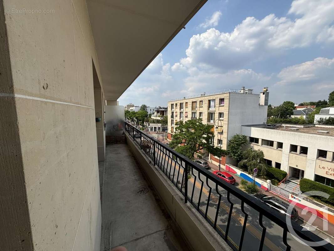 Appartement à SAINT-MAUR-DES-FOSSES