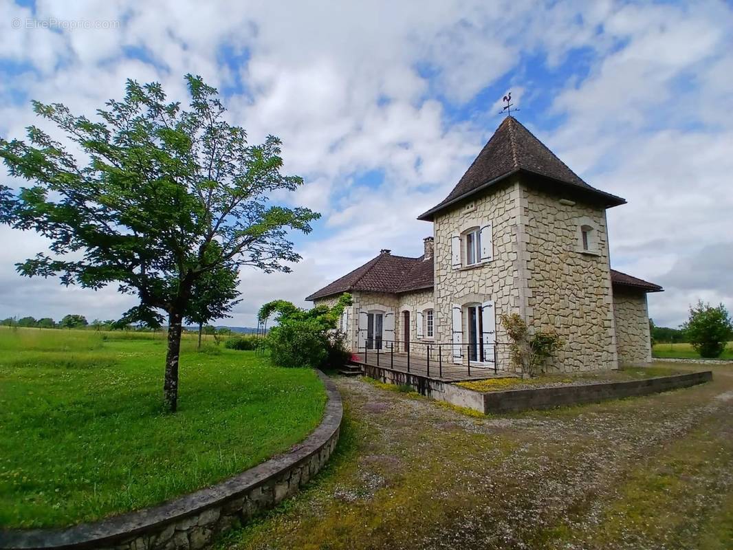 Maison à MAREUIL