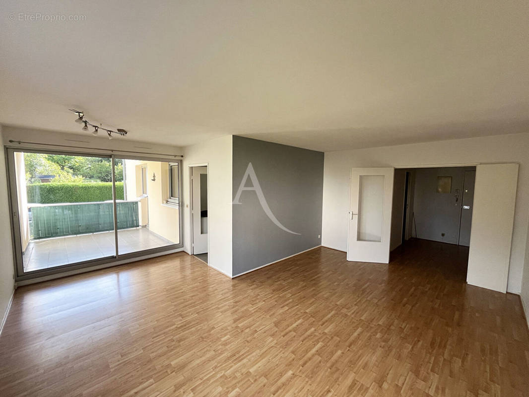 Appartement à DOURDAN