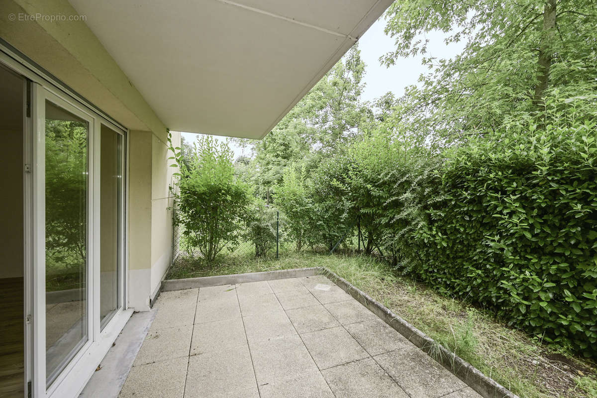 Appartement à SAINT-JEAN-DE-LA-RUELLE