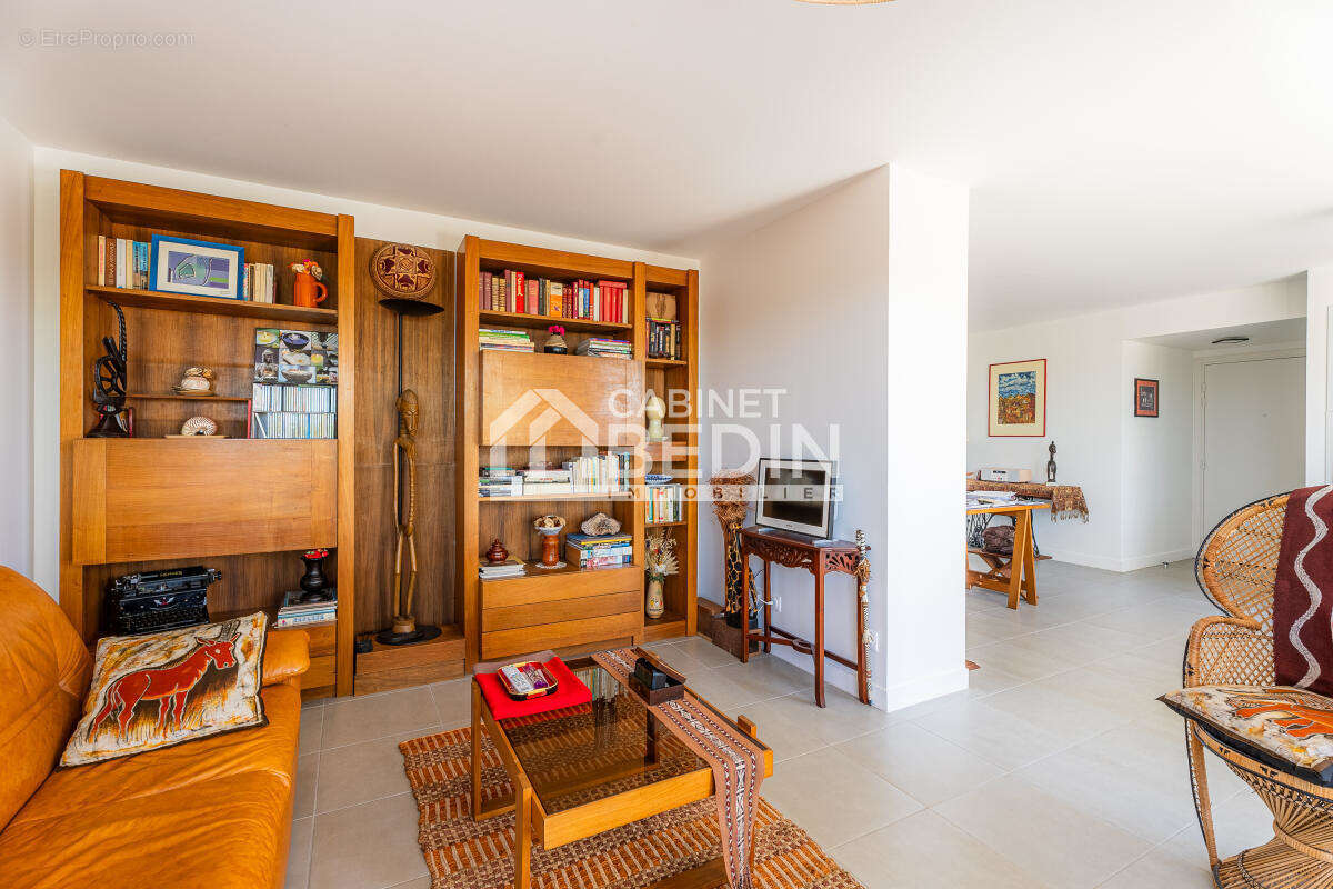 Appartement à ARES