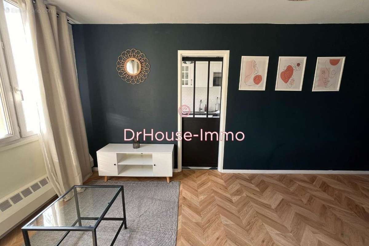 Appartement à PARIS-12E