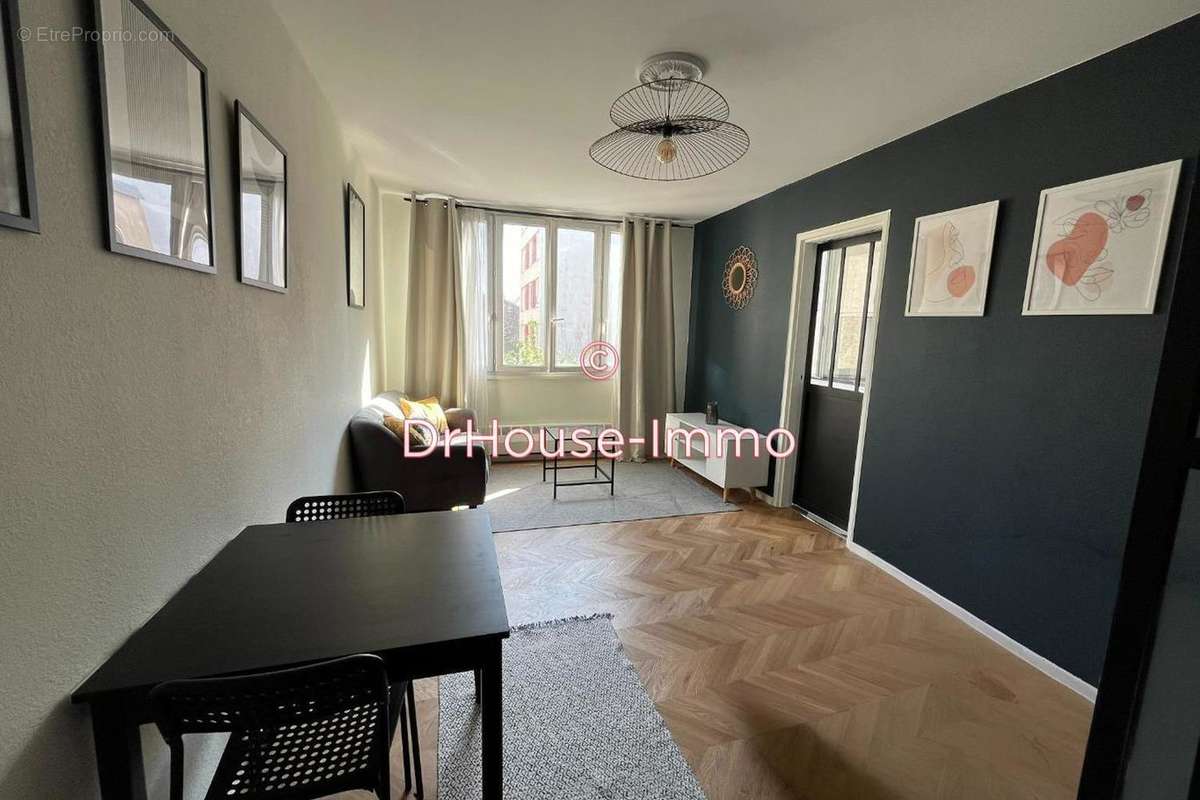 Appartement à PARIS-12E