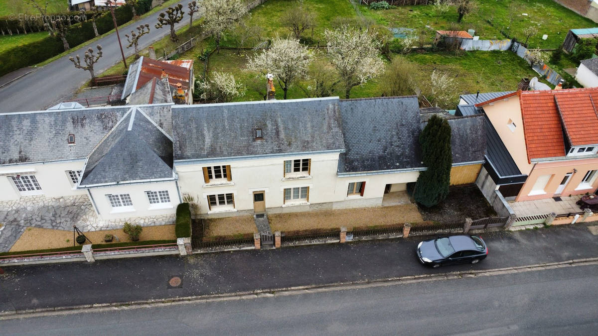 Maison à LE GRAND-LUCE