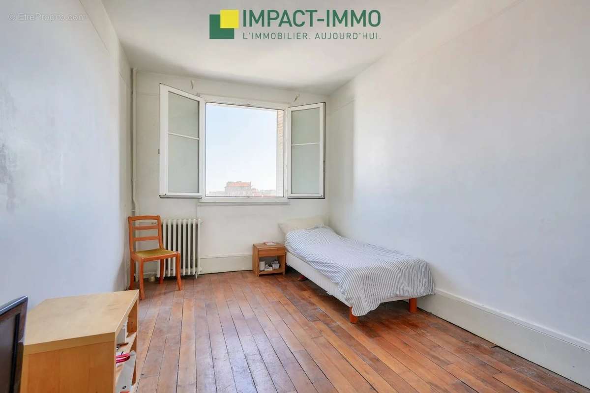 Appartement à COLOMBES