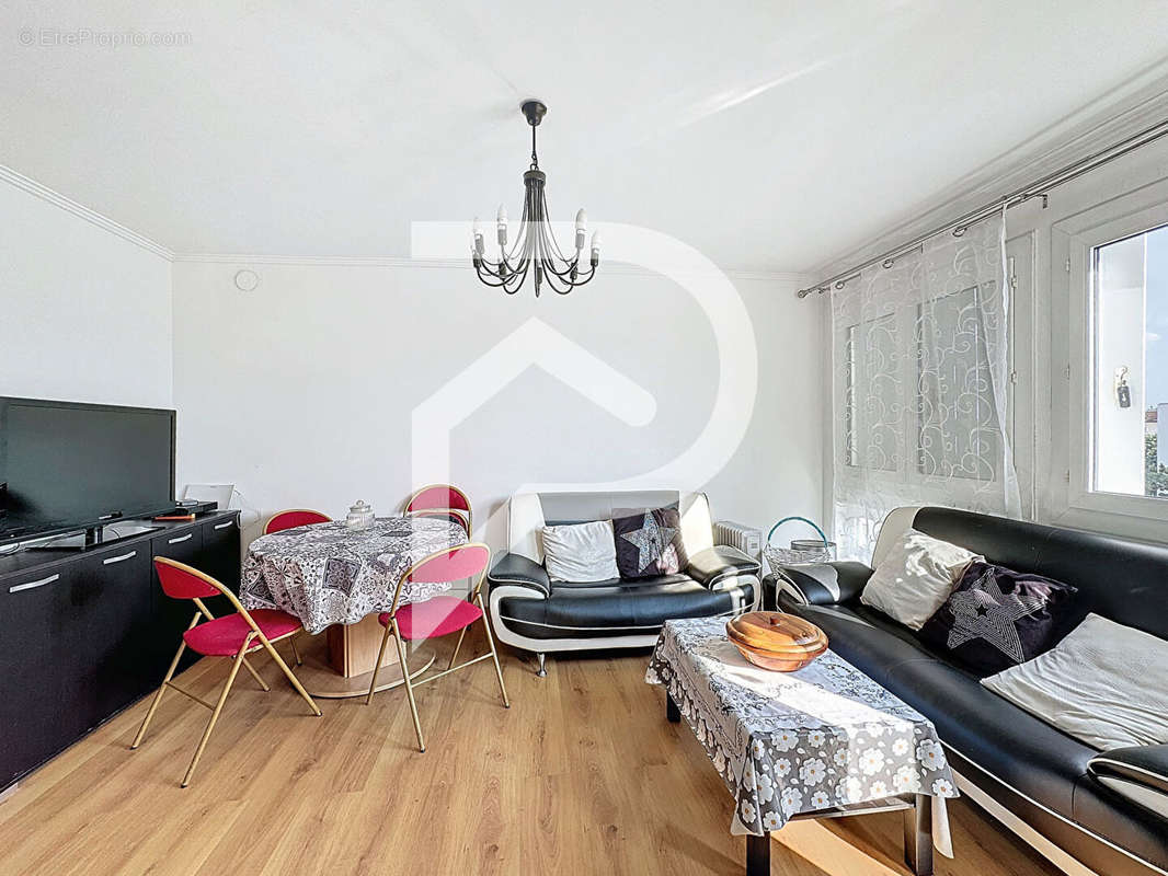 Appartement à RUEIL-MALMAISON