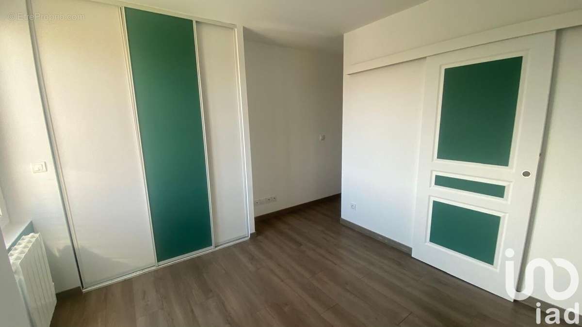 Photo 3 - Appartement à SAINT-GENEST-LERPT