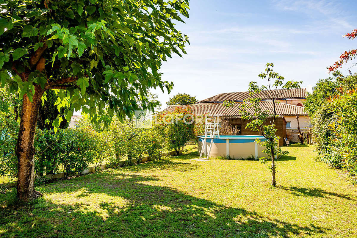 Maison à SAINT-ANDRE-DE-CUBZAC