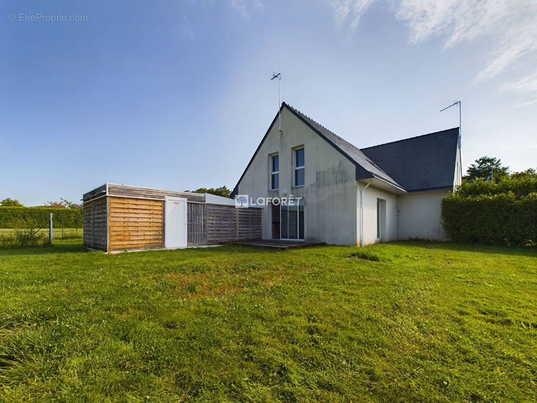 Maison à PLONEOUR-LANVERN