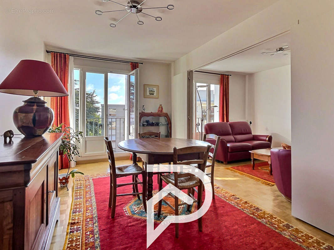 Appartement à FONTENAY-AUX-ROSES