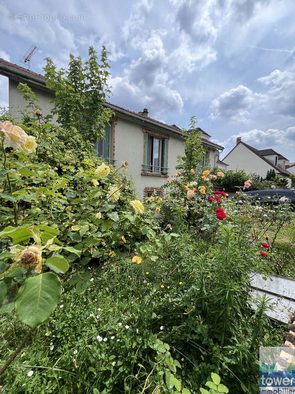 Maison à LIVRY-GARGAN