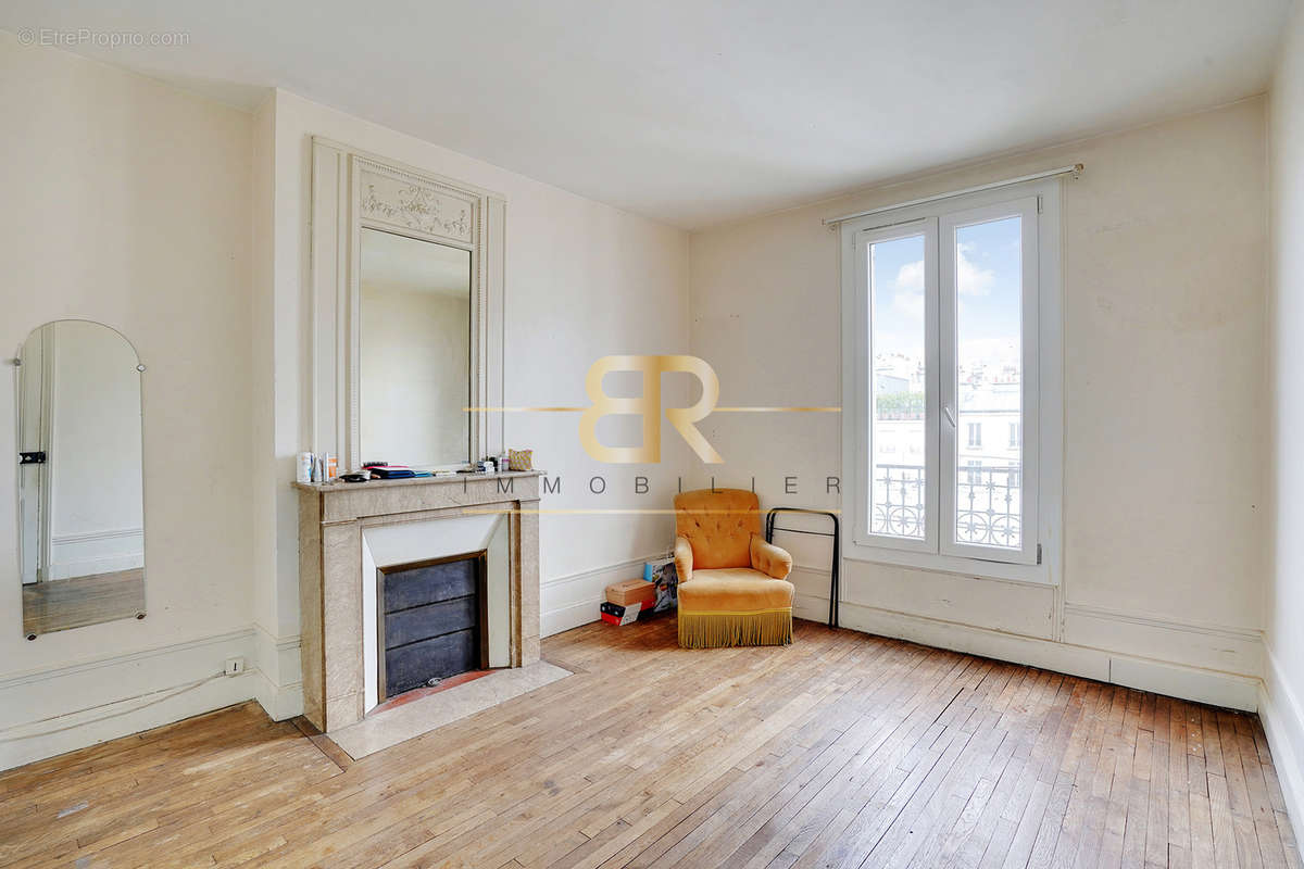 Appartement à PARIS-12E