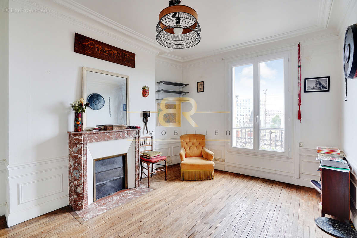 Appartement à PARIS-12E