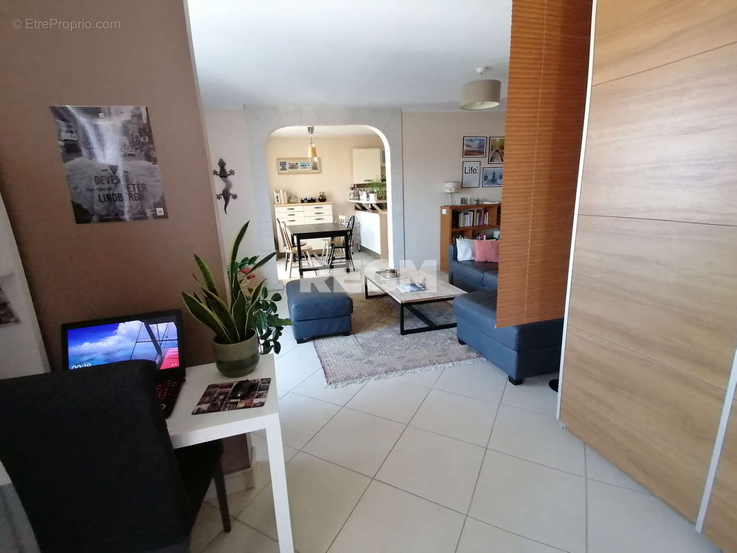 Appartement à MARSEILLE-12E