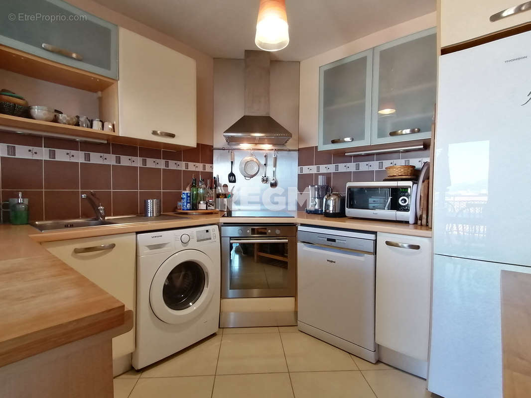 Appartement à MARSEILLE-12E