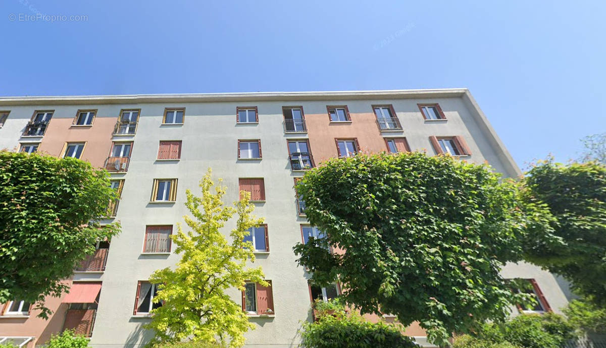 Appartement à NEUILLY-PLAISANCE