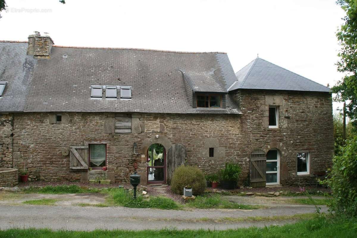 Maison à GUEGON