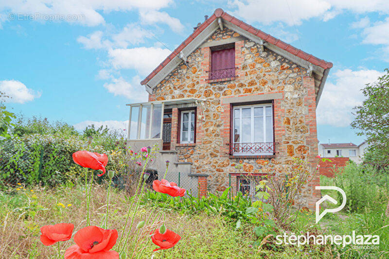 Maison à L&#039;HAY-LES-ROSES