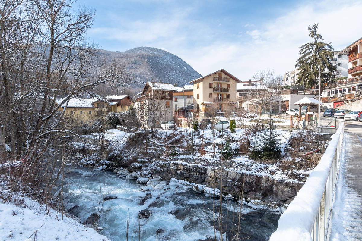 Terrain à BRIDES-LES-BAINS