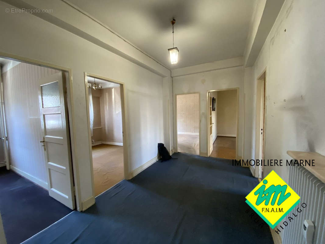 Hall entrée - Appartement à STRASBOURG