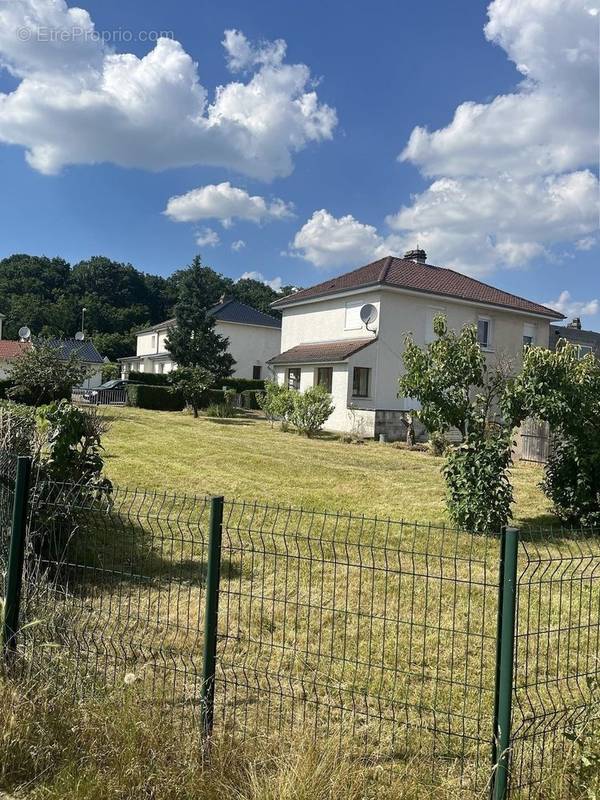 Maison à GUENANGE