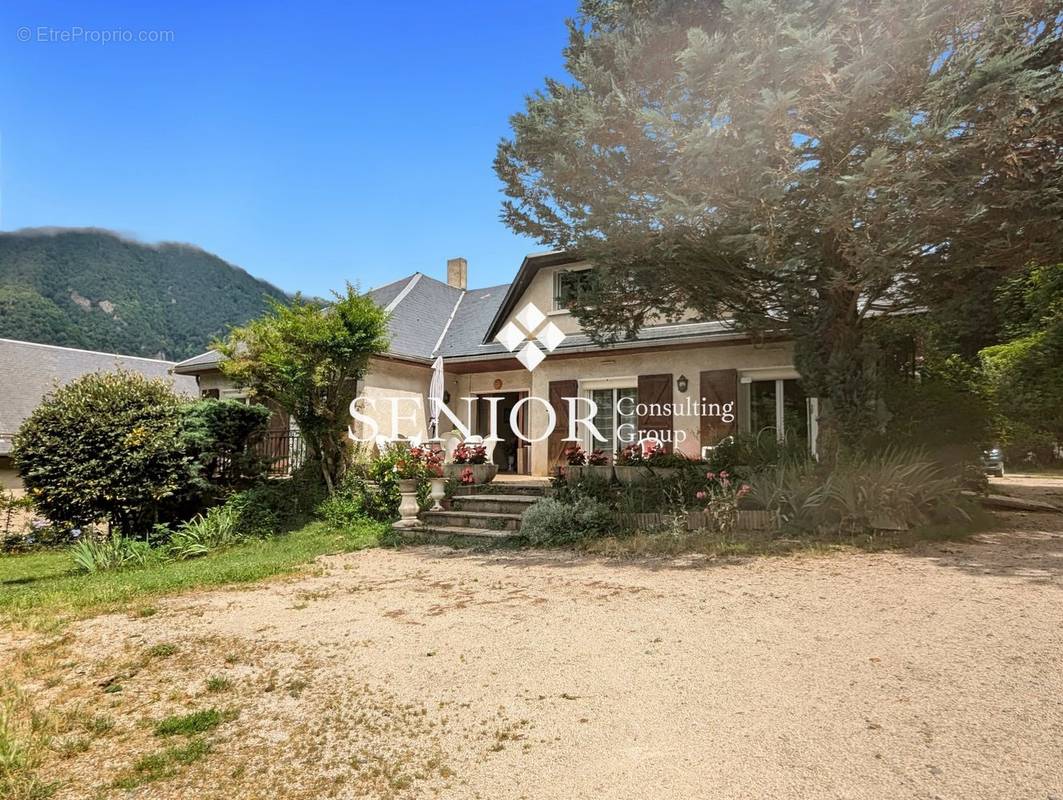 Maison à JUZET-DE-LUCHON