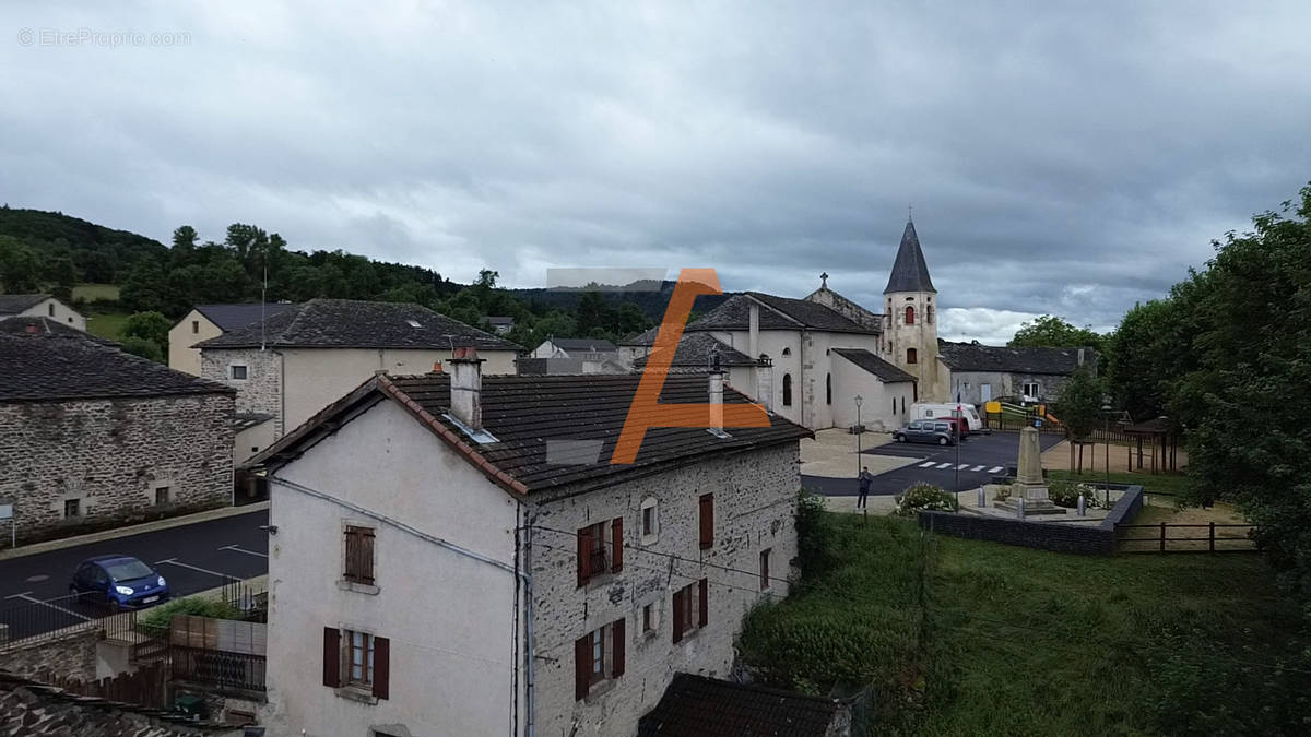 Appartement à SAINT-HOSTIEN