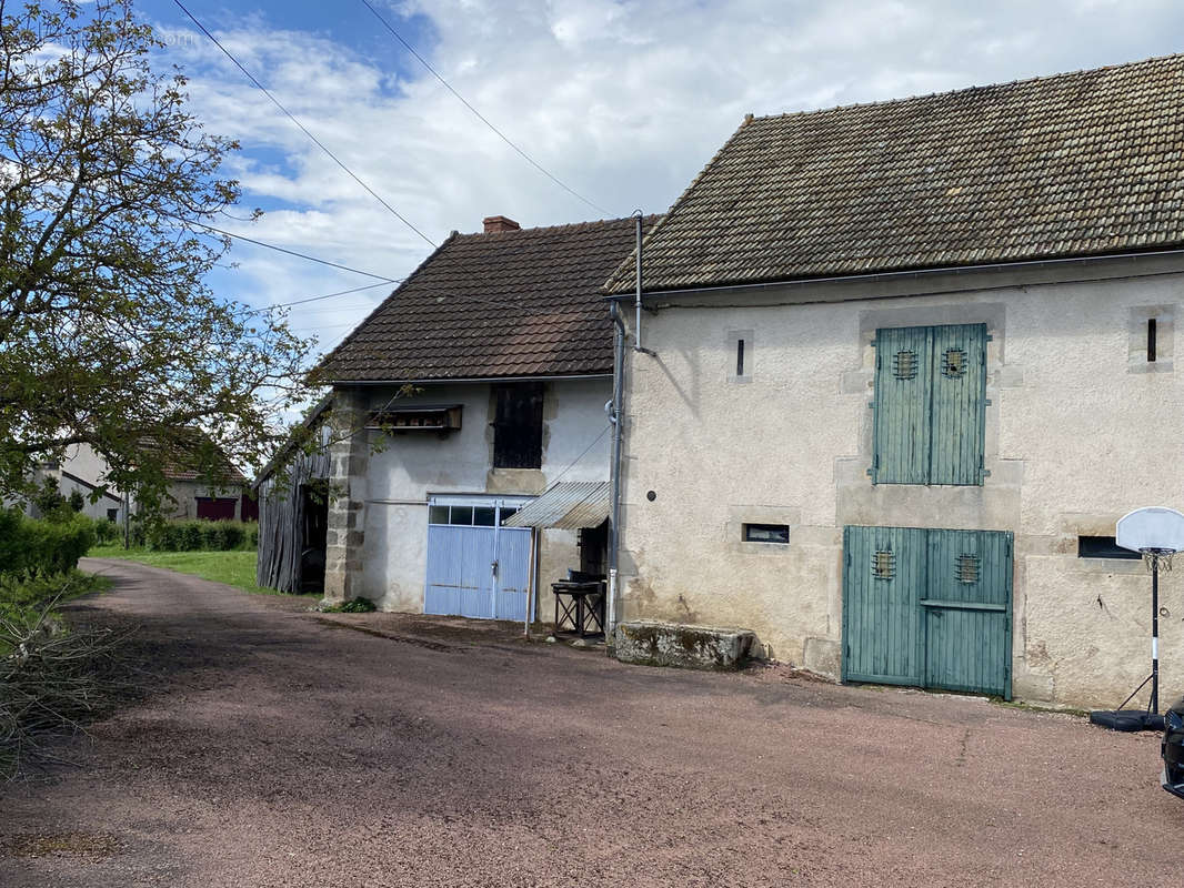 Maison à SULLY