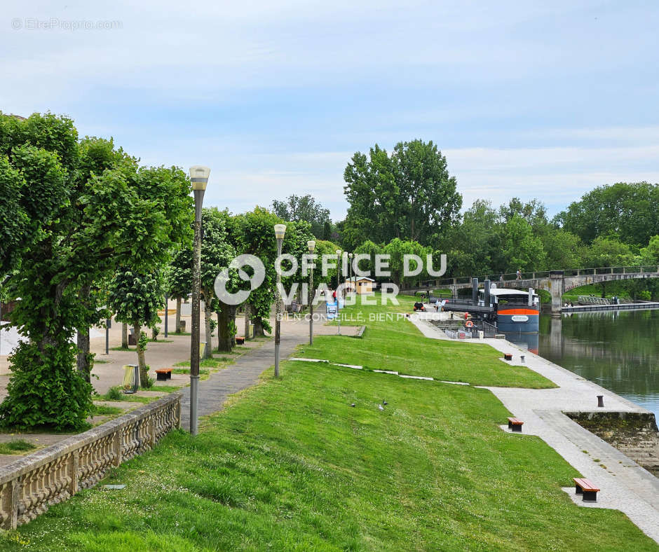 Appartement à SAINTES