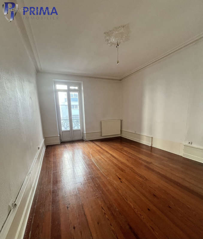 Appartement à AIX-LES-BAINS