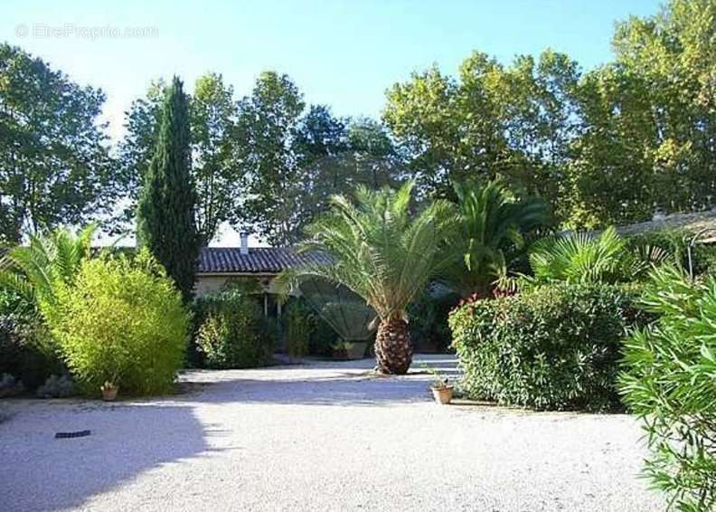 Appartement à ALIGNAN-DU-VENT