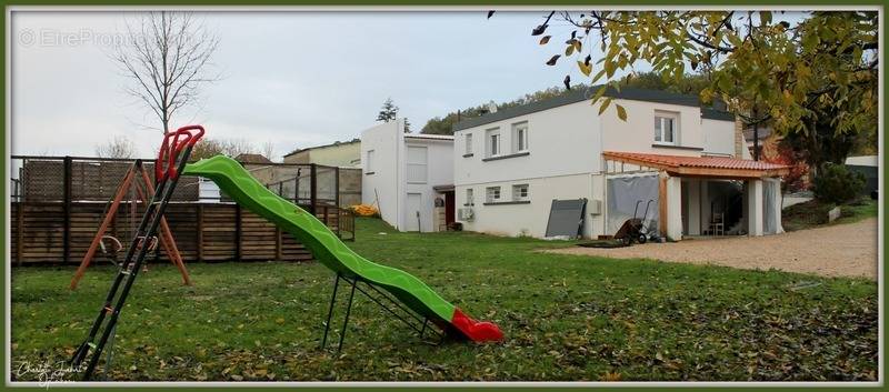 Appartement à CHALAIS