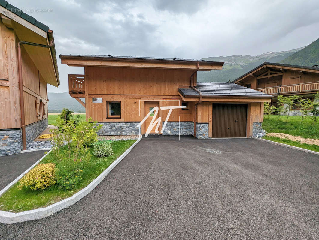 Maison à SAMOENS