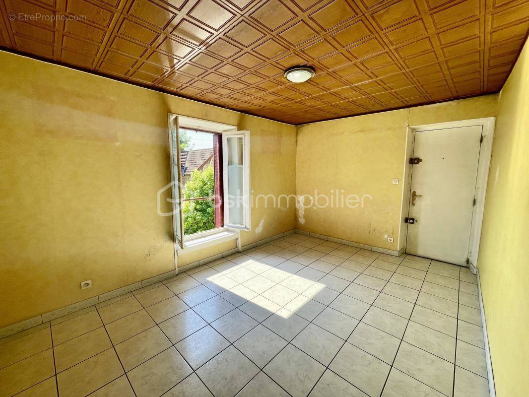 Appartement à MELUN