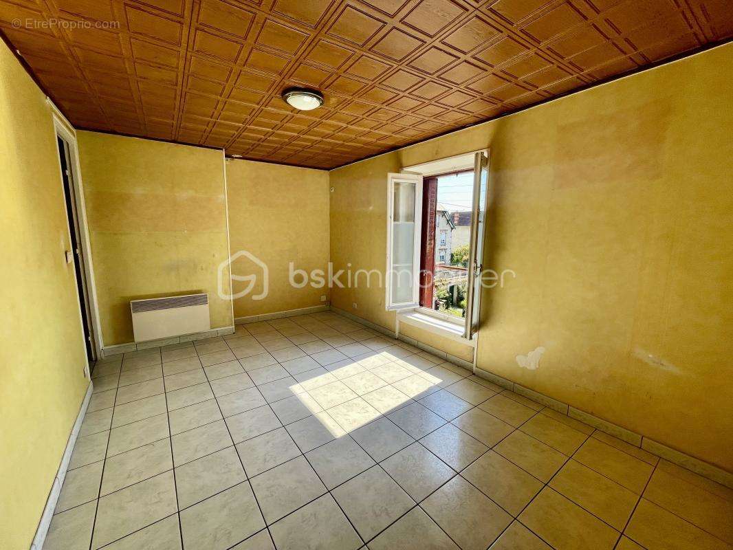 Appartement à MELUN