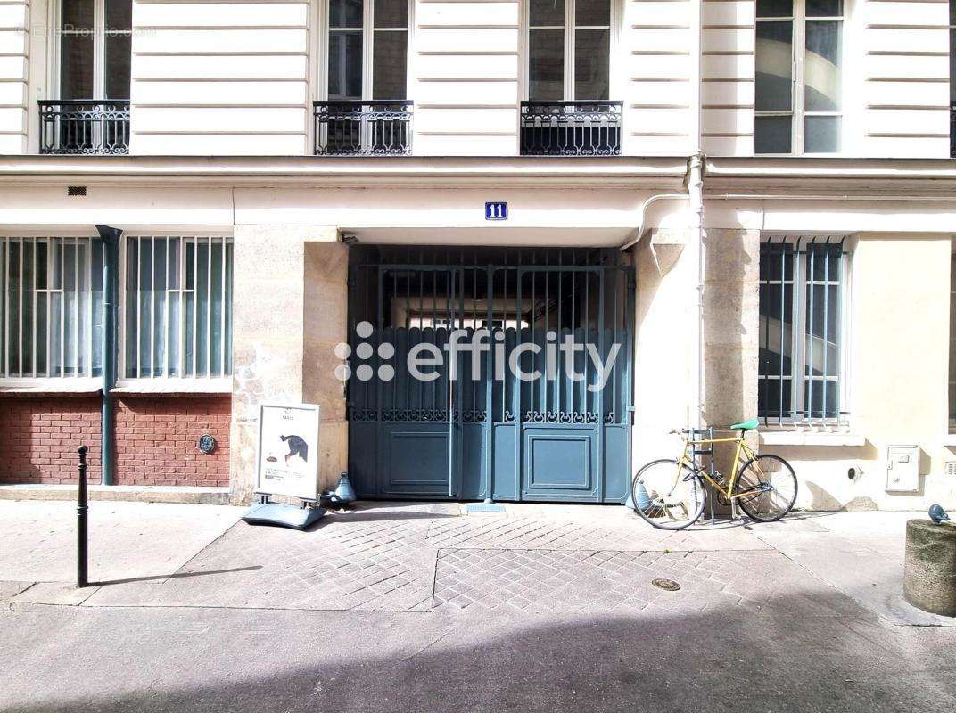 Appartement à PARIS-11E