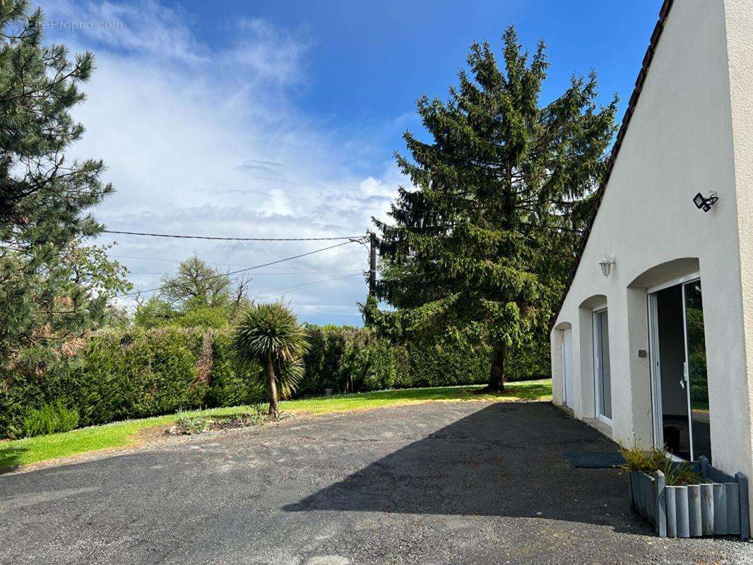 Maison à SAINT-MARTIN-DE-SAINT-MAIXENT