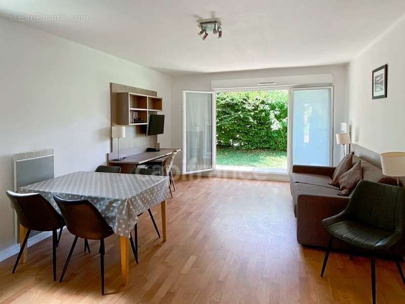 Appartement à PREVESSIN-MOENS