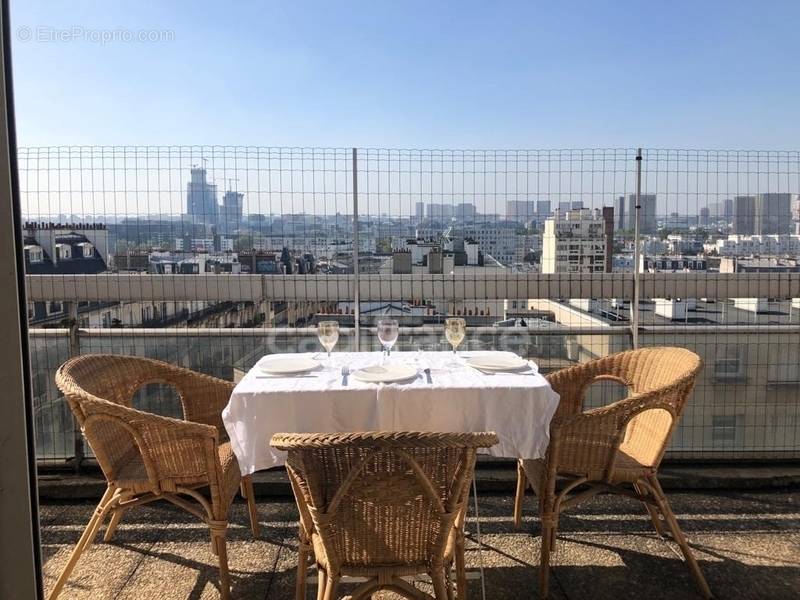 Appartement à PARIS-12E