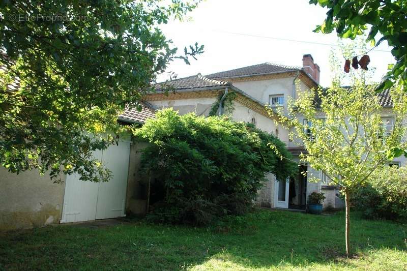 Maison à SAINT-MATHIEU