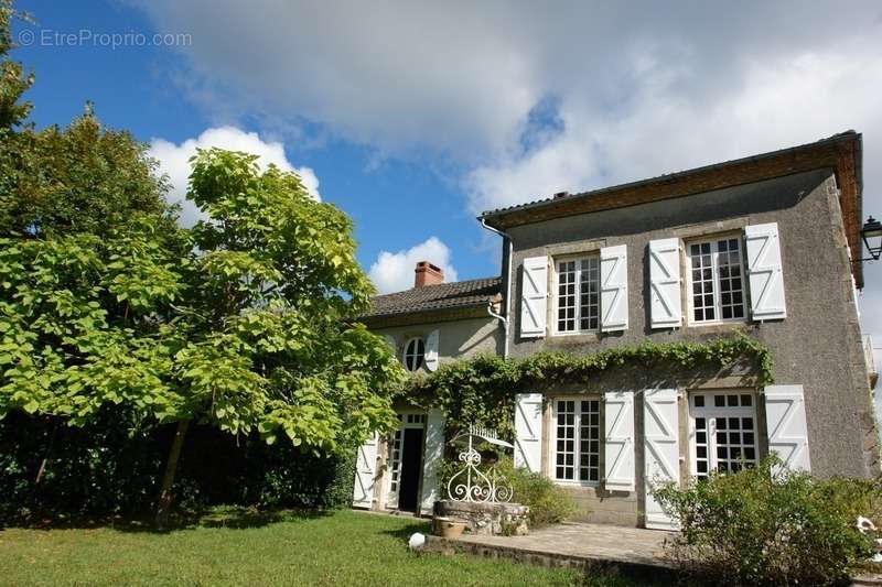 Maison à SAINT-MATHIEU