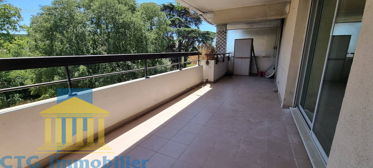 Appartement à MARSEILLE-9E