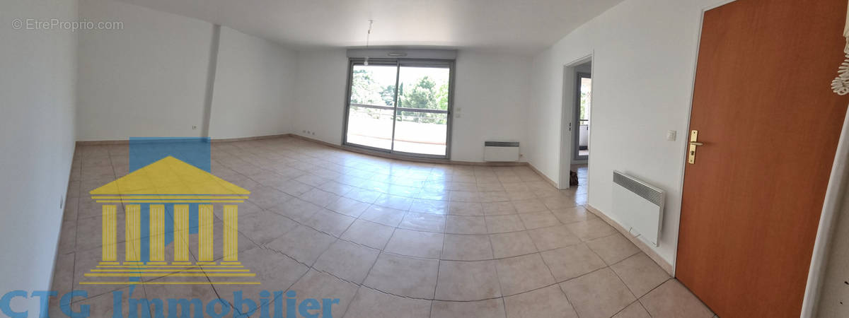 Appartement à MARSEILLE-9E