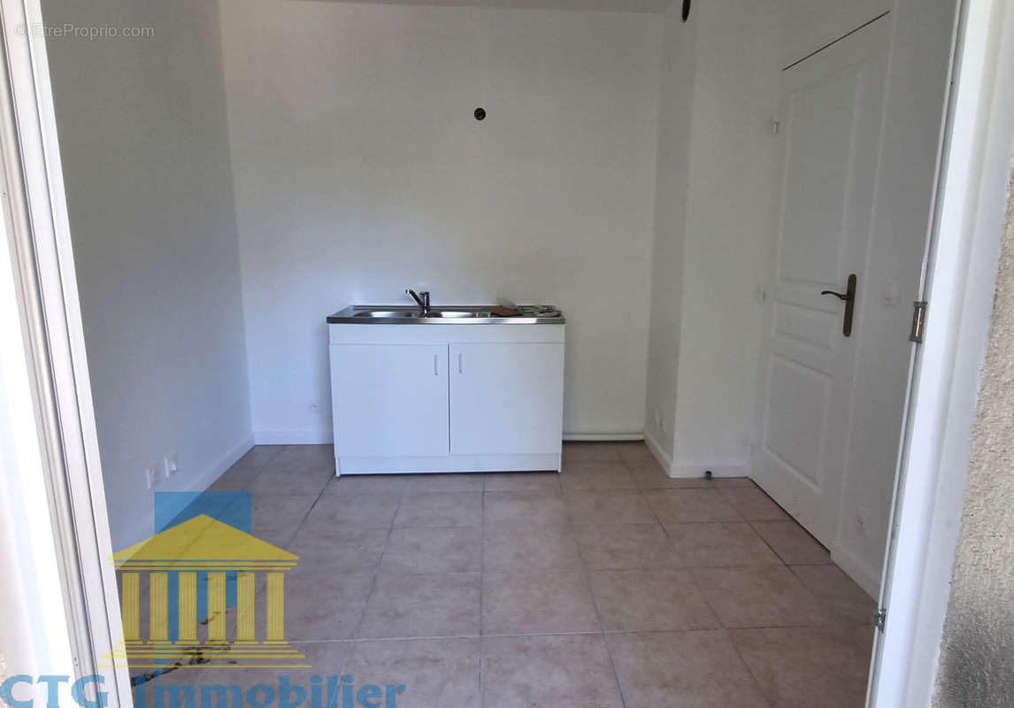 Appartement à MARSEILLE-9E