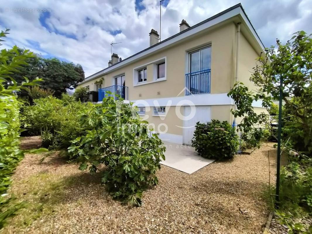 Maison à SAINTE-GEMMES-SUR-LOIRE