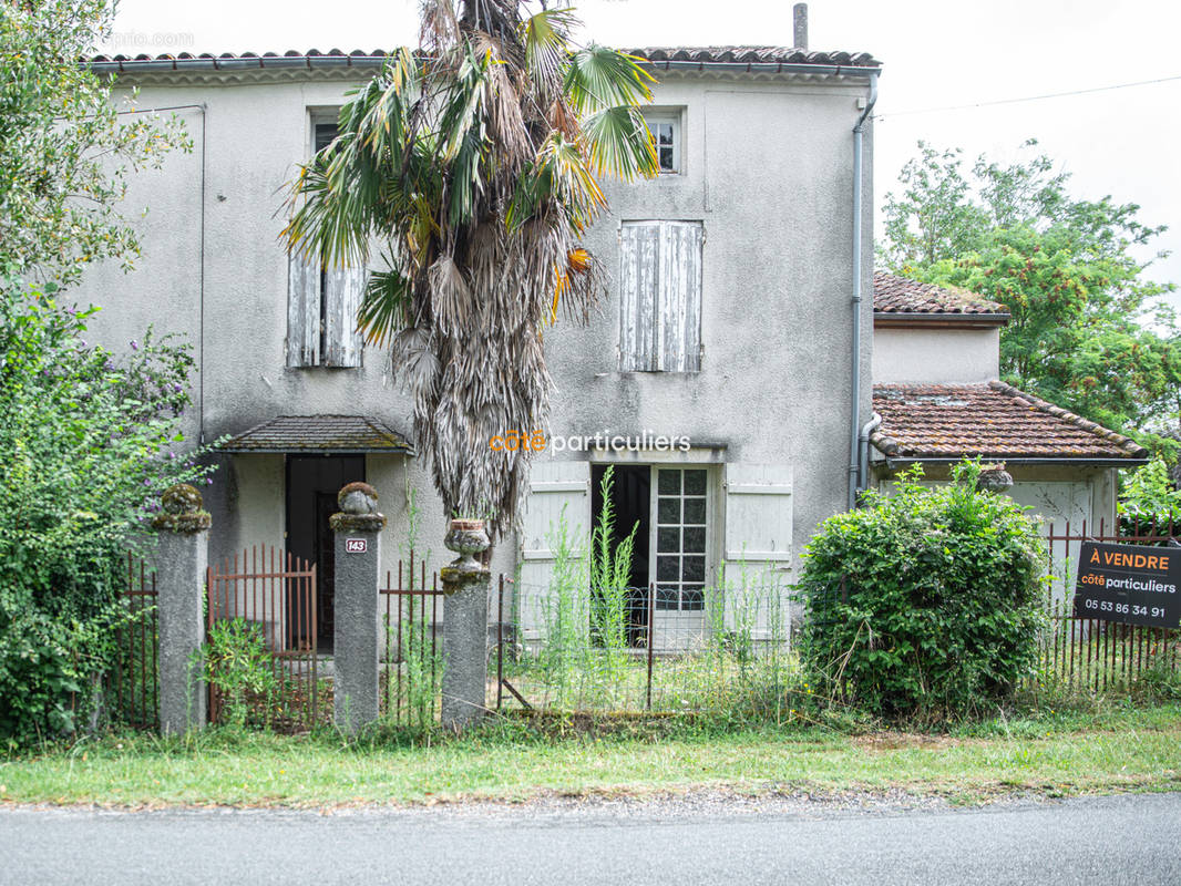 Maison à LAUGNAC