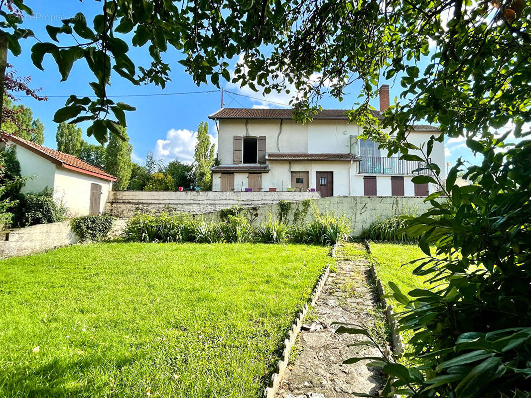 Maison à MONTCEAU-LES-MINES