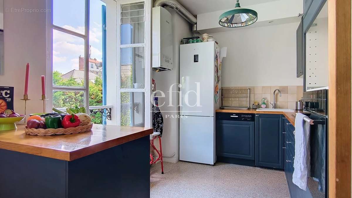 Appartement à ASNIERES-SUR-SEINE